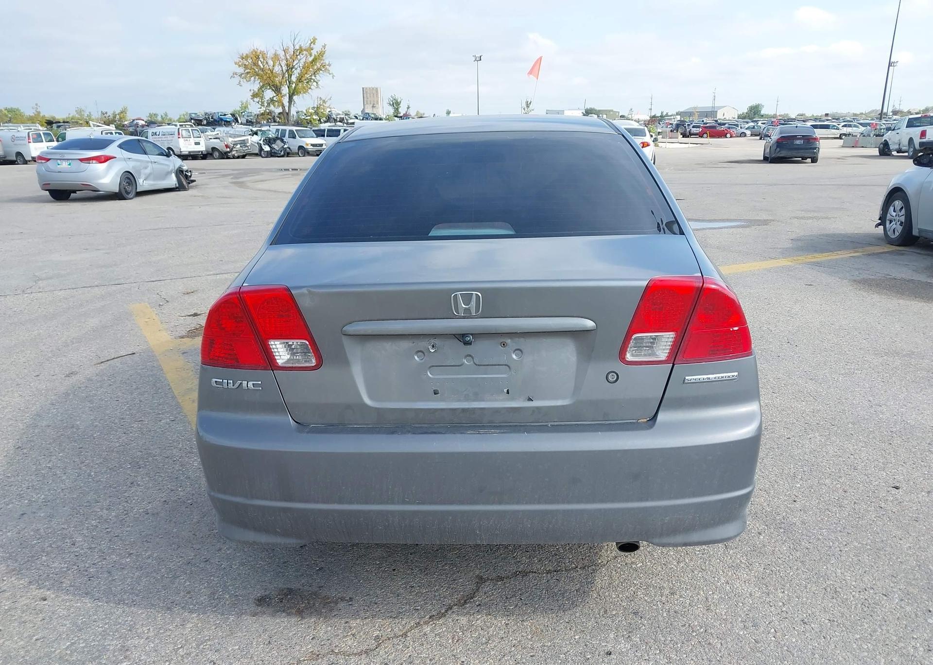 2005 HONDA CIVIC SE