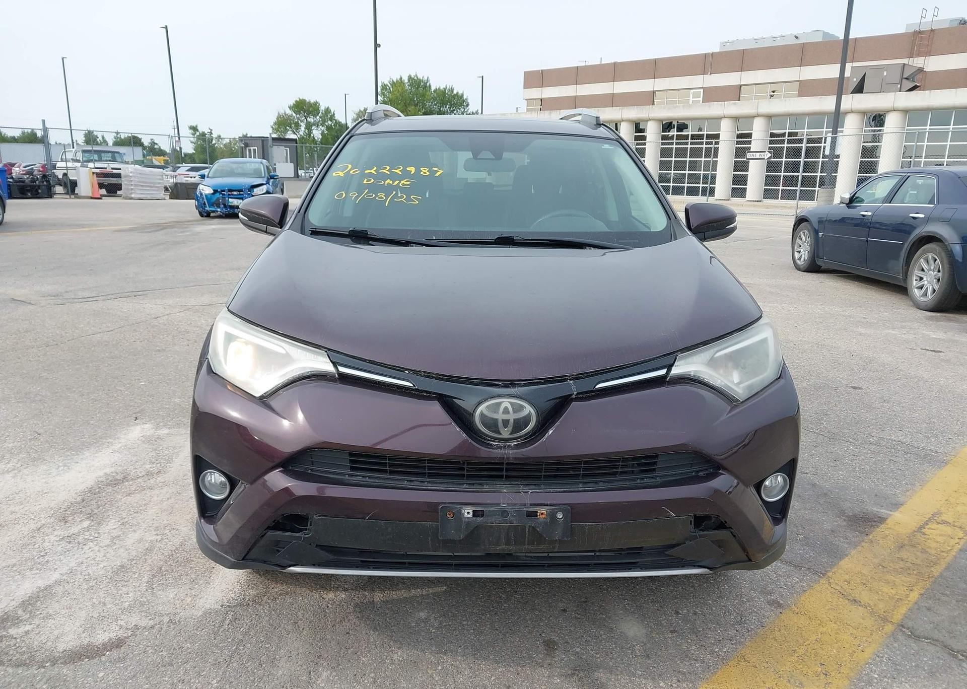 2017 TOYOTA RAV4 XLE