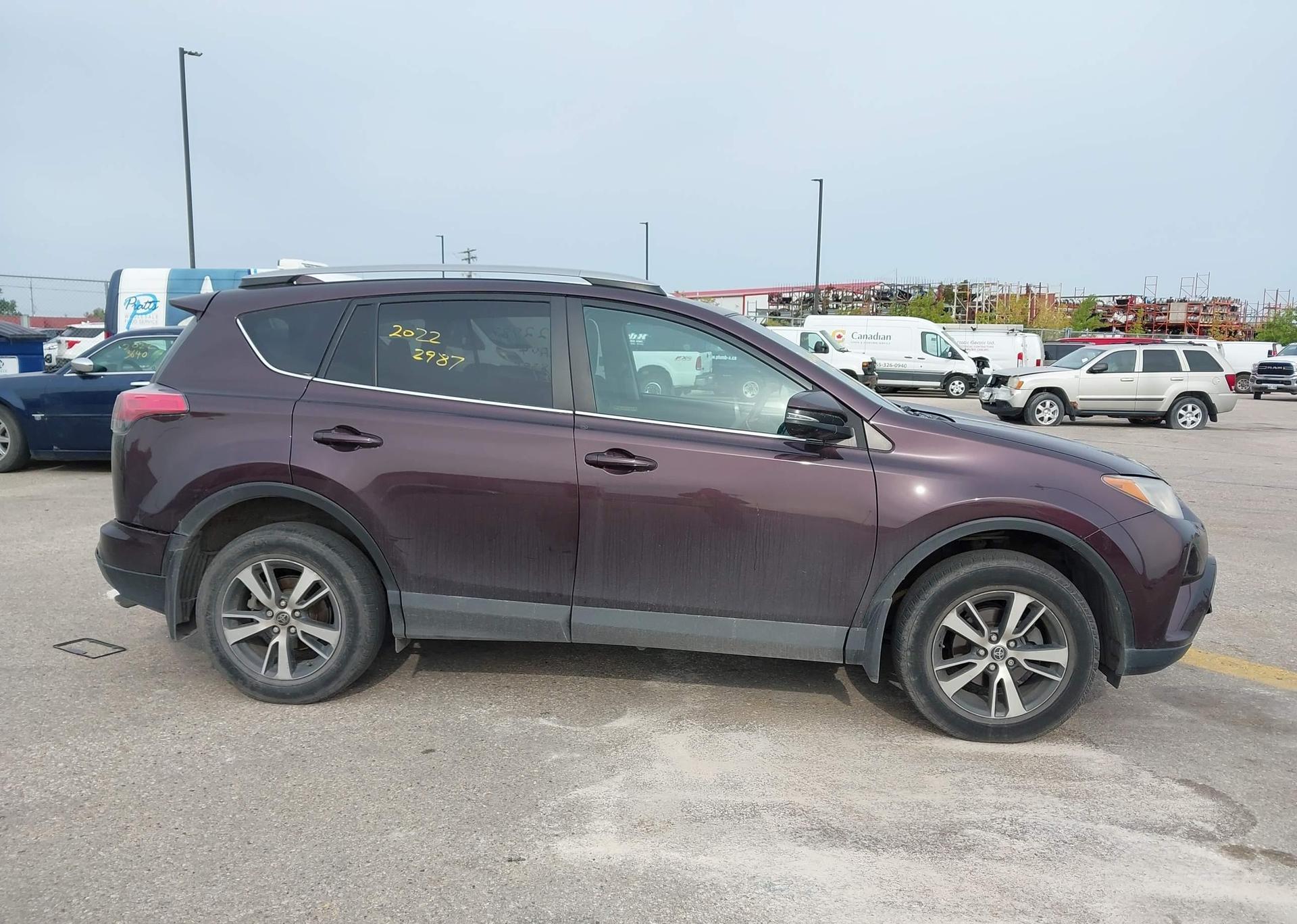 2017 TOYOTA RAV4 XLE