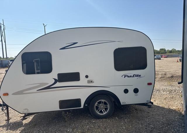 2015 TRAILER Pro-Lite