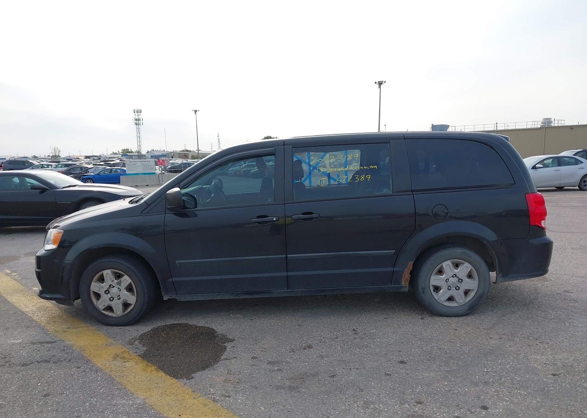 2013 DODGE GRAND CARAVAN SE