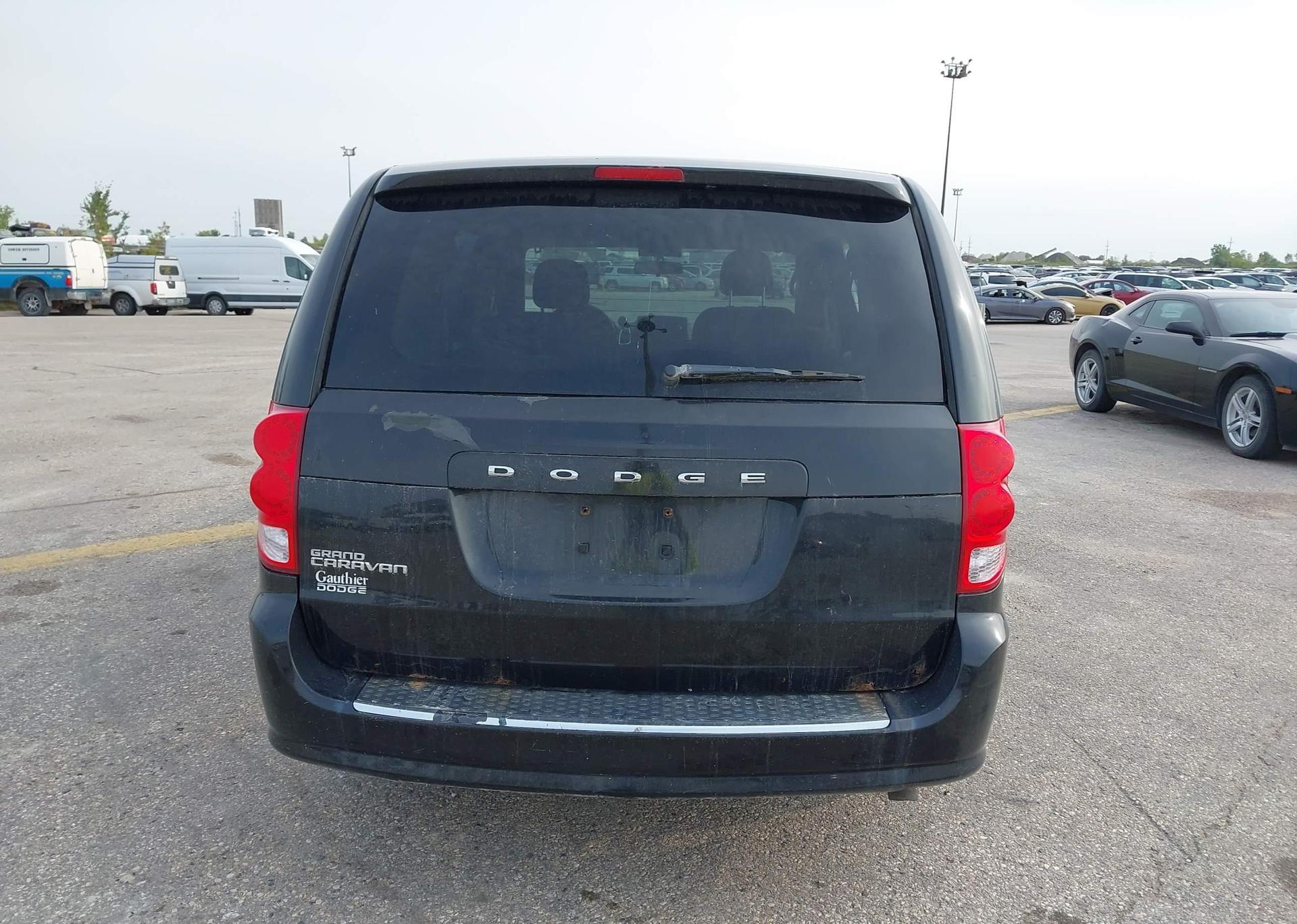 2013 DODGE GRAND CARAVAN SE