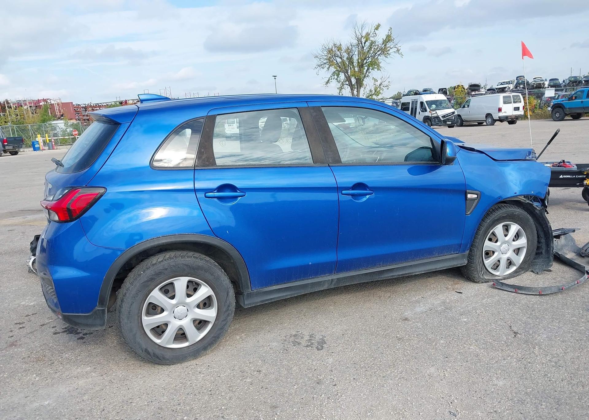 2020 MITSUBISHI RVR ES
