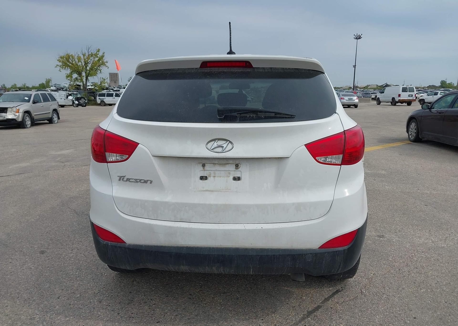 2015 HYUNDAI TUCSON GL