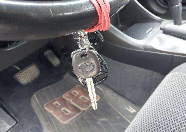 2003 TOYOTA CAMRY SE