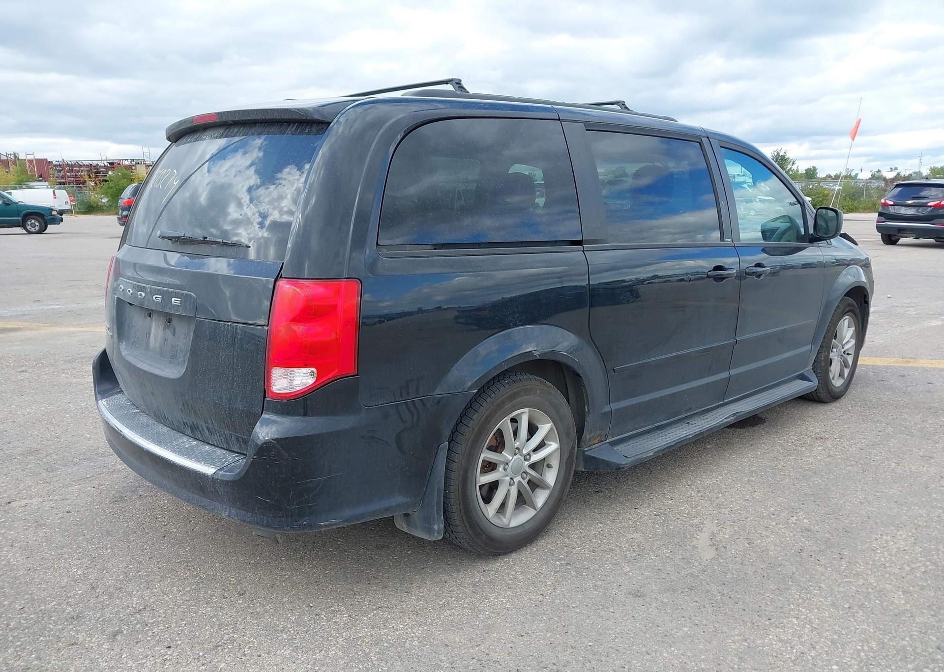 2013 DODGE GRAND CARAVAN SXT
