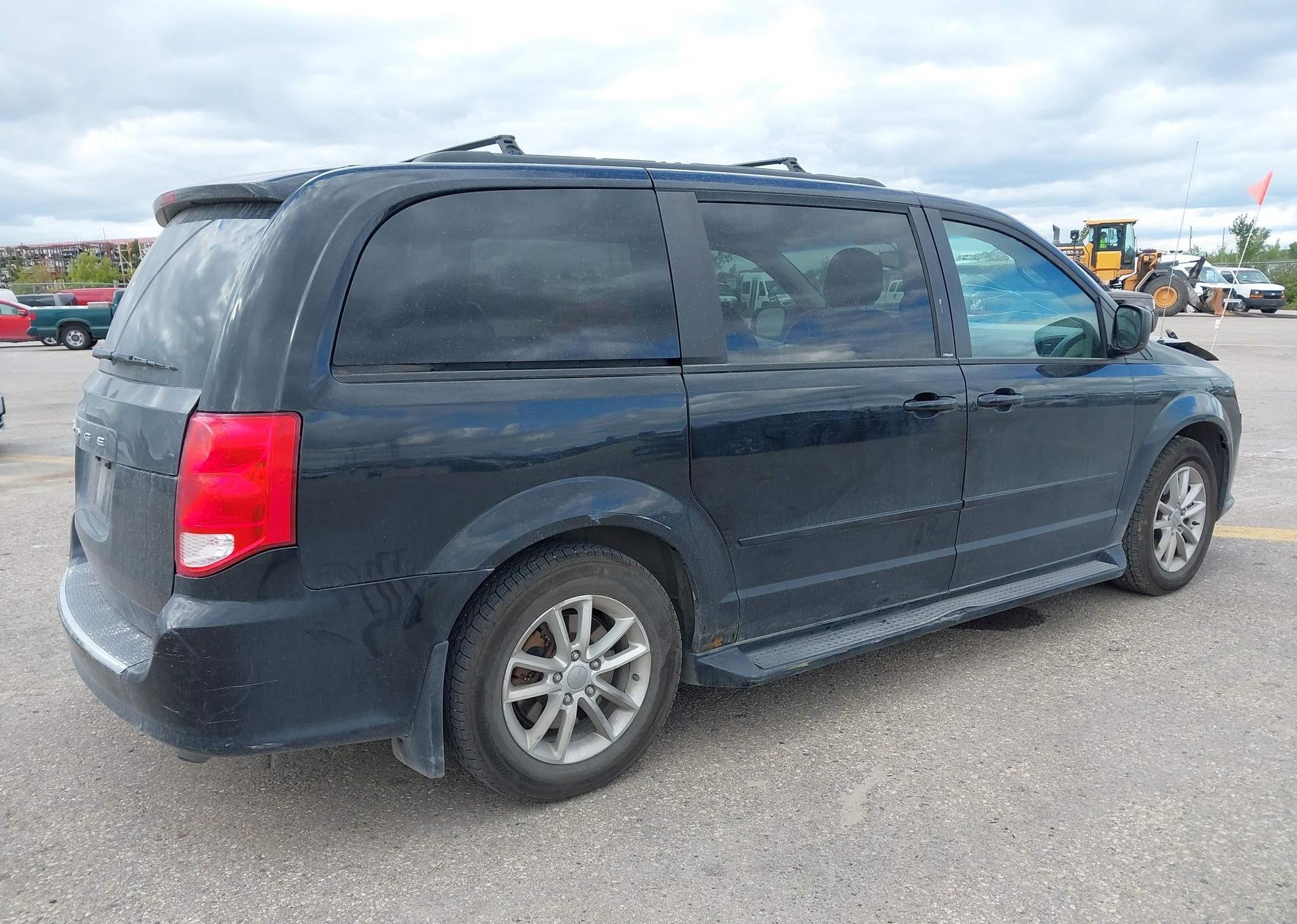 2013 DODGE GRAND CARAVAN SXT