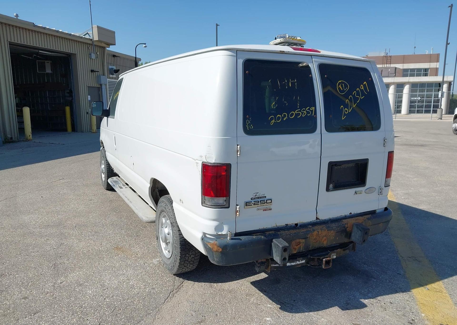 2012 FORD E250 ECONOLINE CARGO