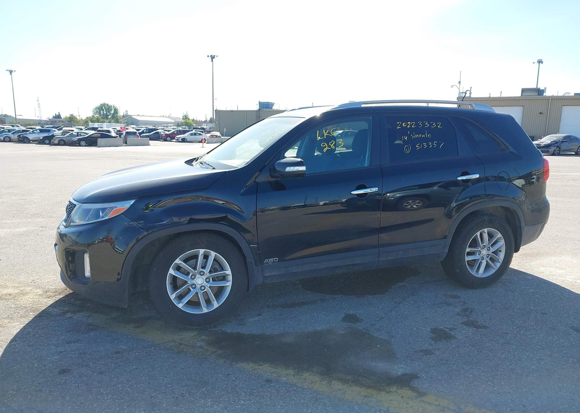 2014 KIA SORENTO LX V6