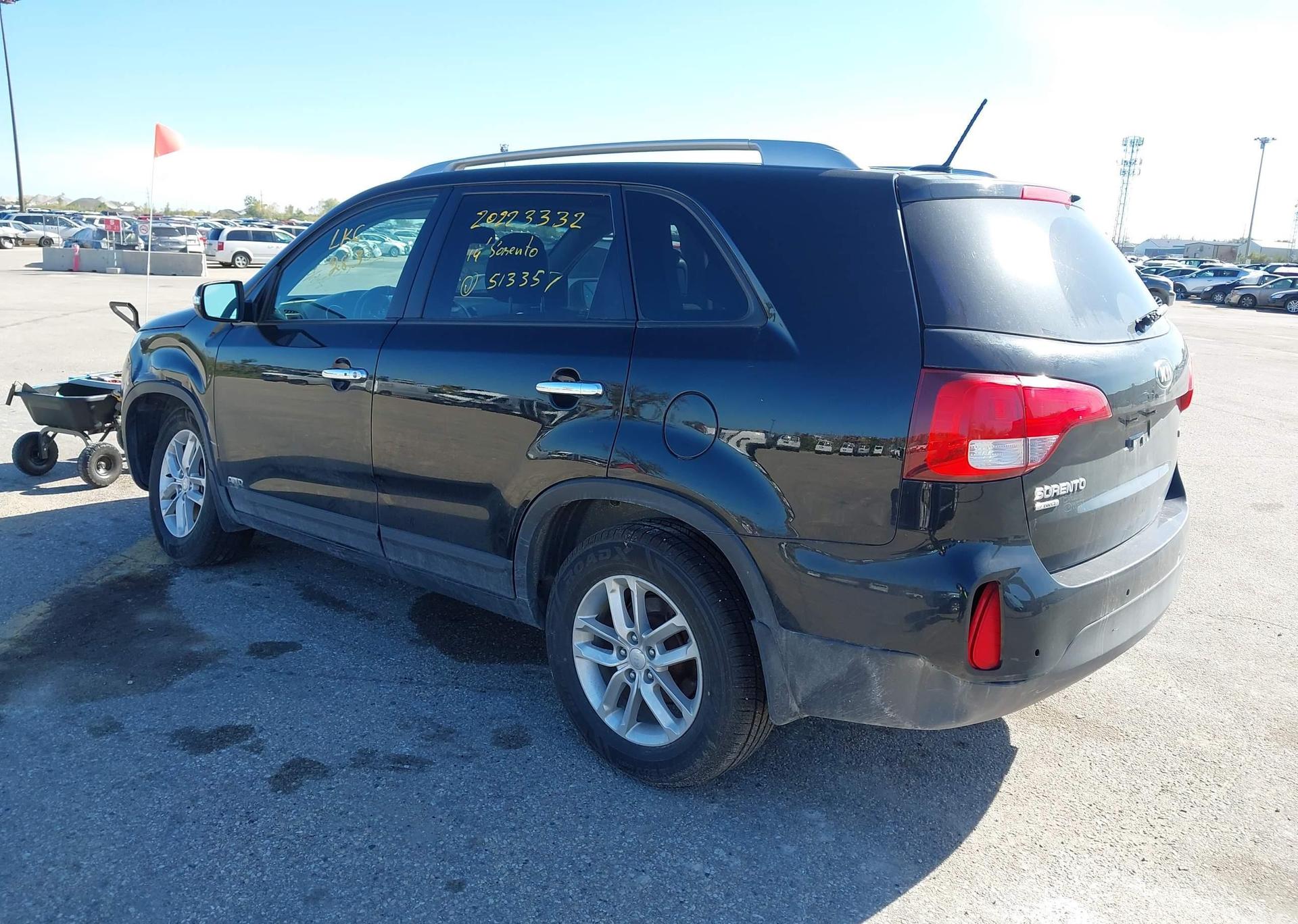 2014 KIA SORENTO LX V6