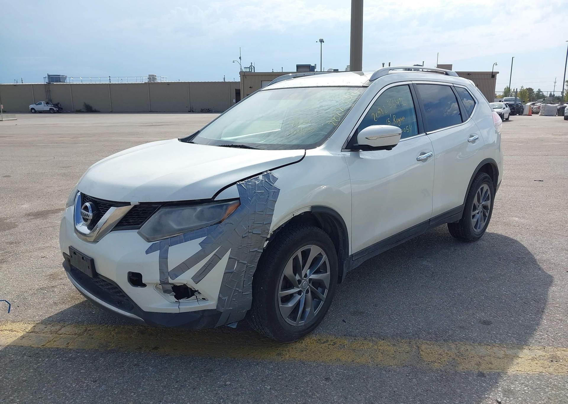 2015 NISSAN ROGUE SL