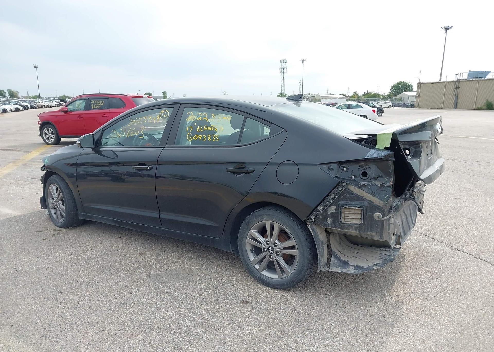2017 HYUNDAI ELANTRA GL