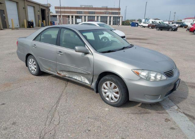 2005 TOYOTA CAMRY LE