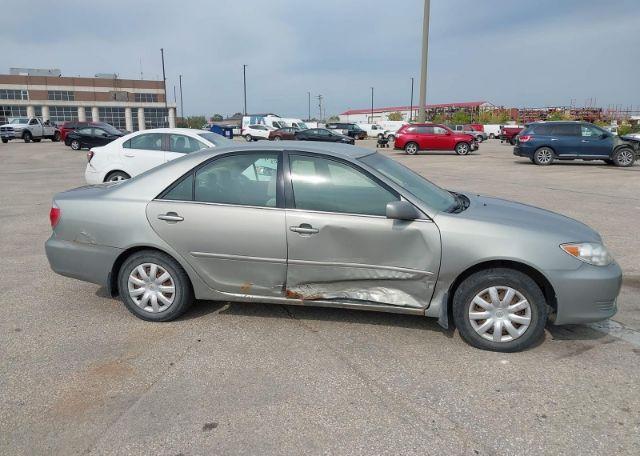 2005 TOYOTA CAMRY LE