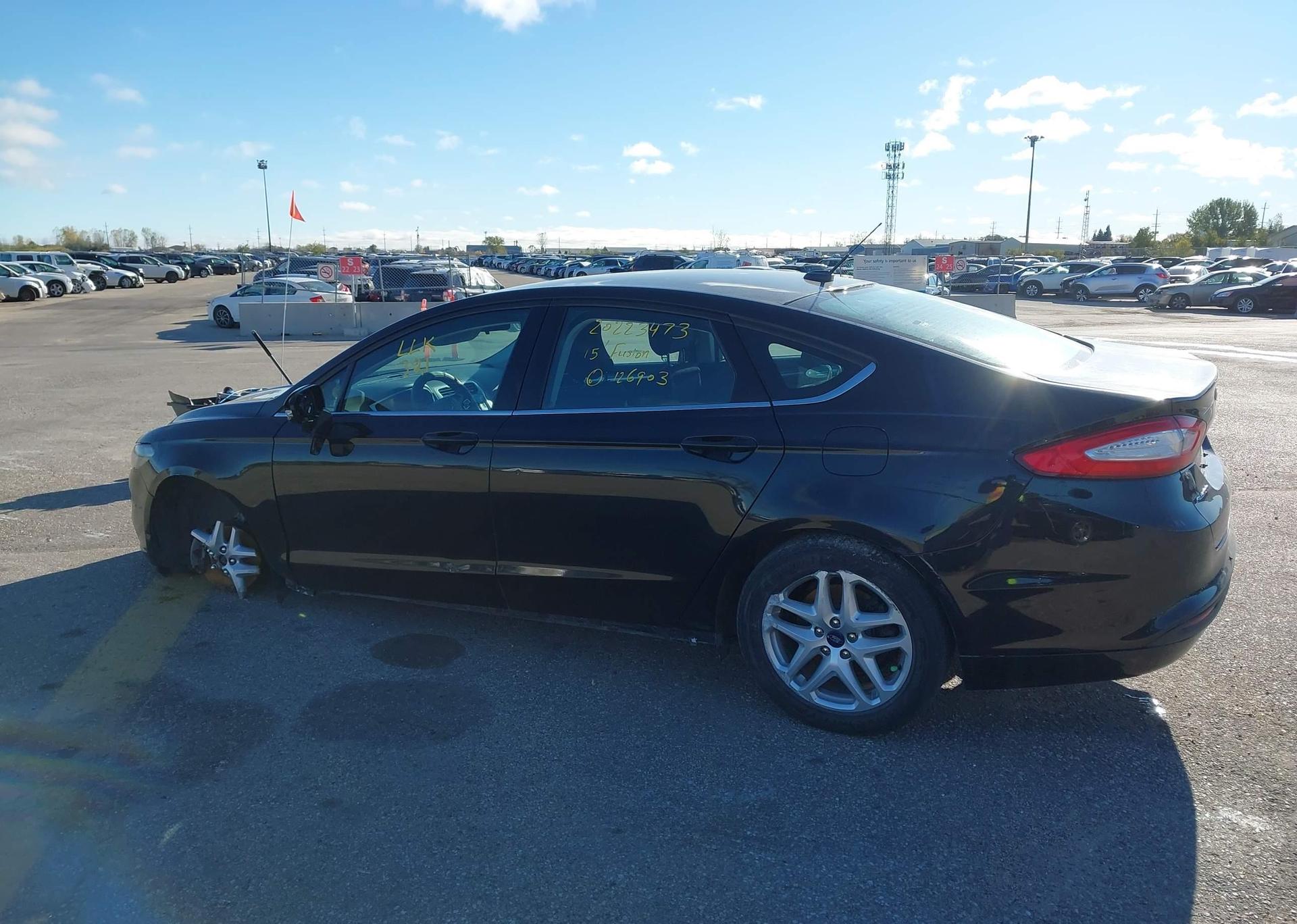 2015 FORD FUSION SE