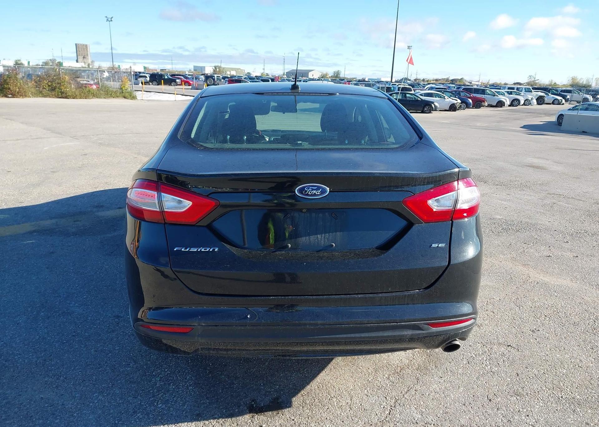 2015 FORD FUSION SE