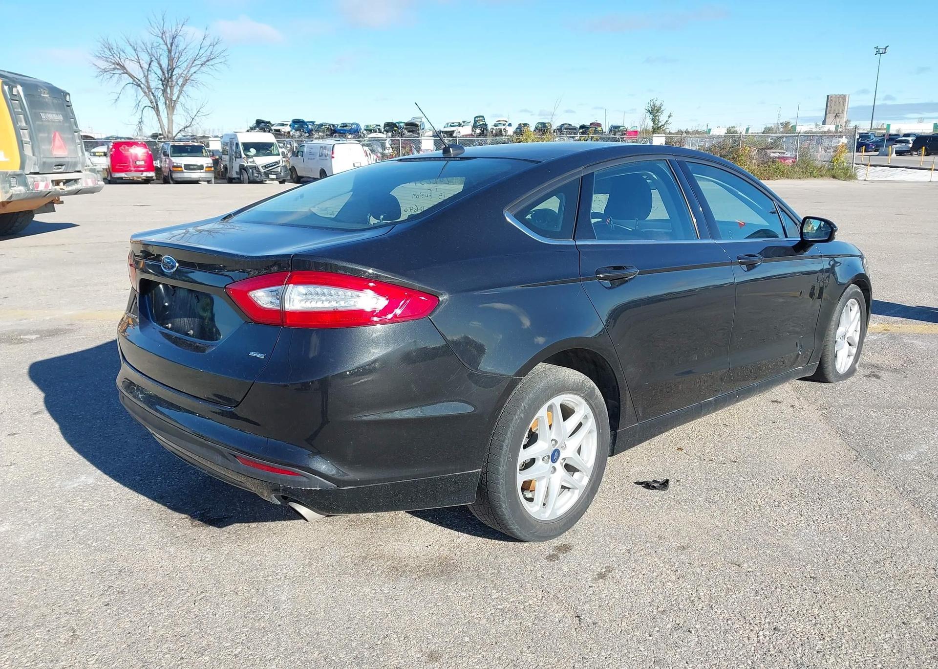 2015 FORD FUSION SE