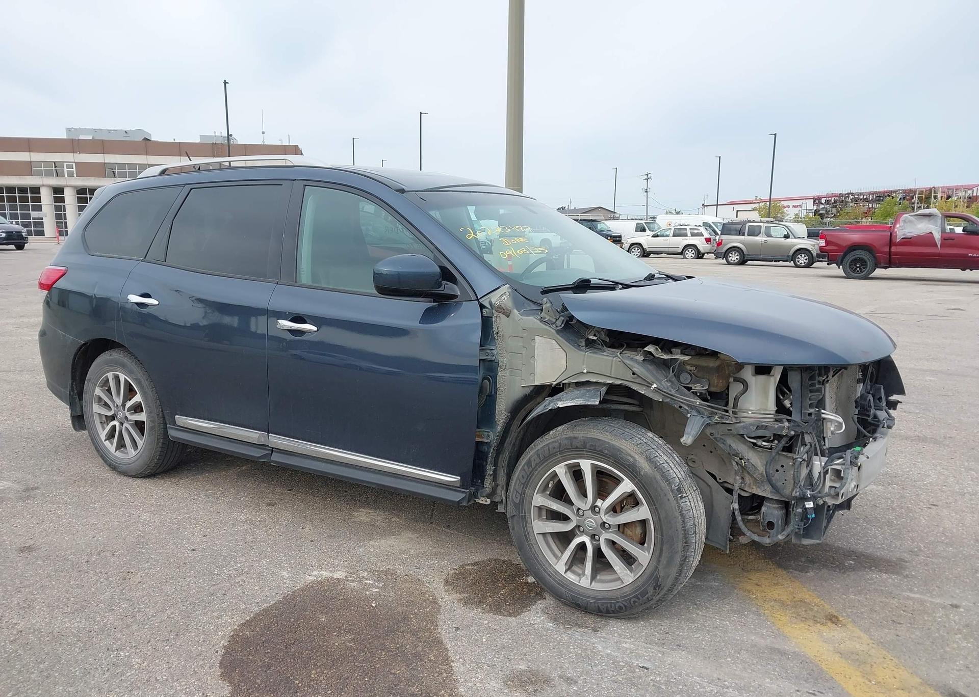 2014 NISSAN pathfinder sl