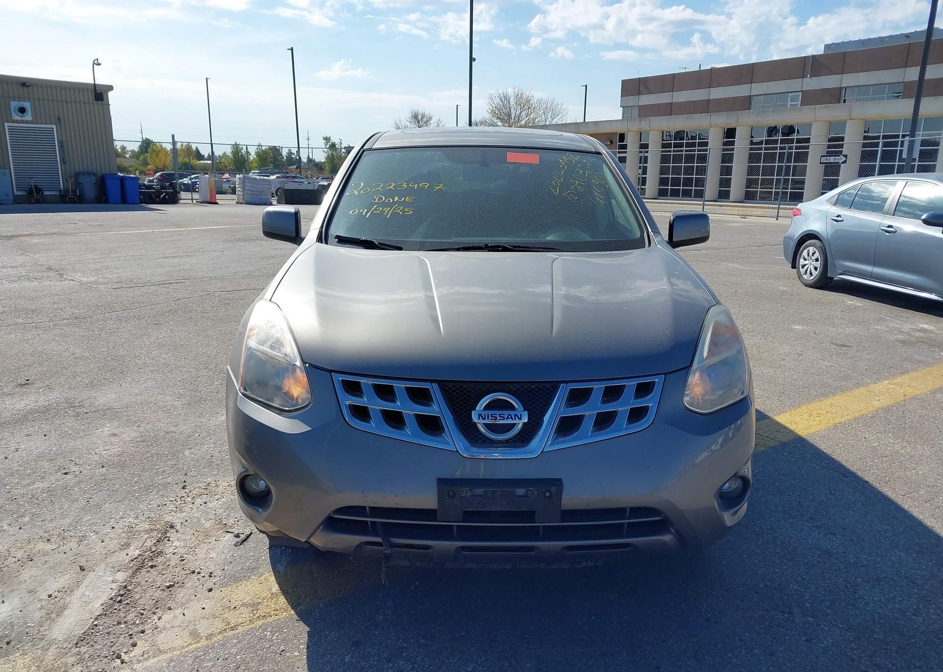 2013 NISSAN ROGUE S