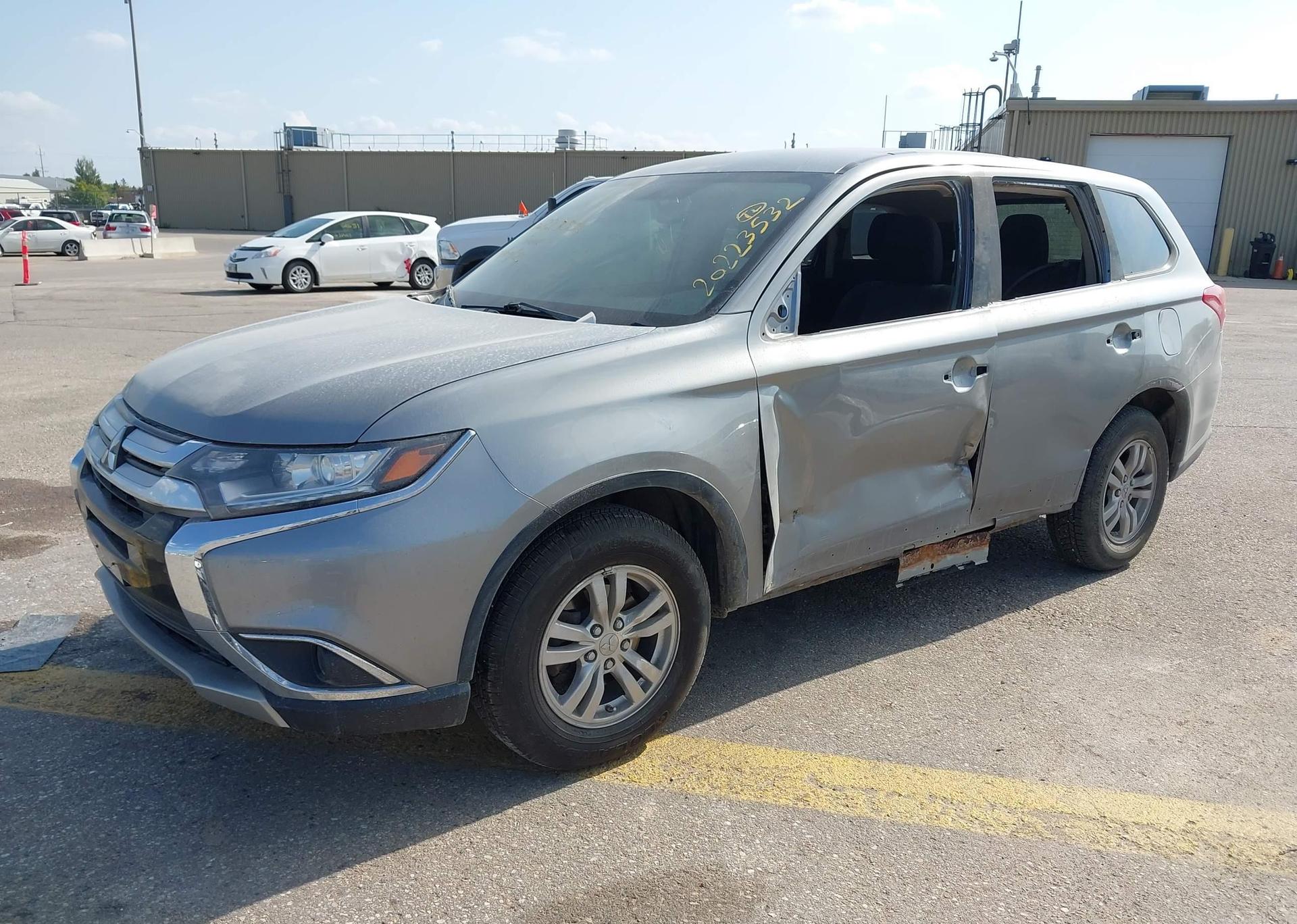 2017 MITSUBISHI OUTLANDER ES