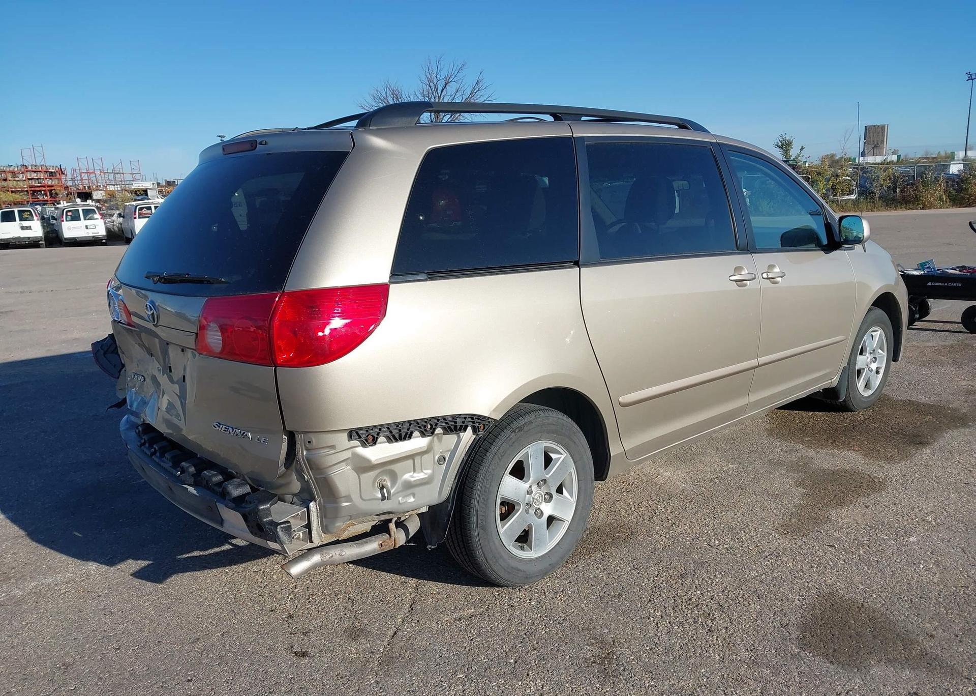 2009 TOYOTA SIENNA CE V6