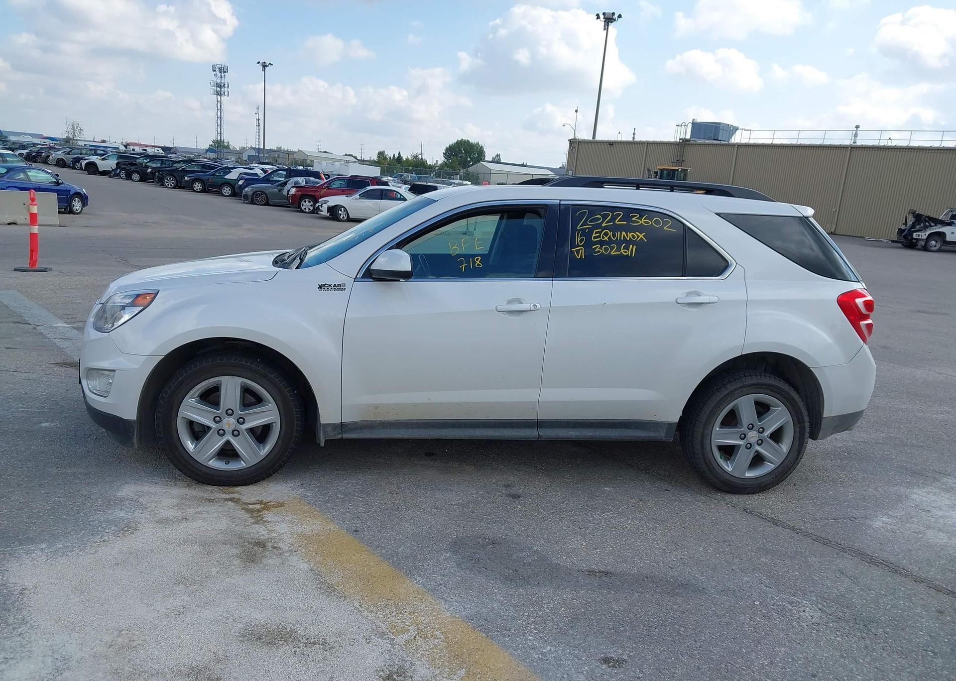 2016 CHEVROLET EQUINOX LT V6