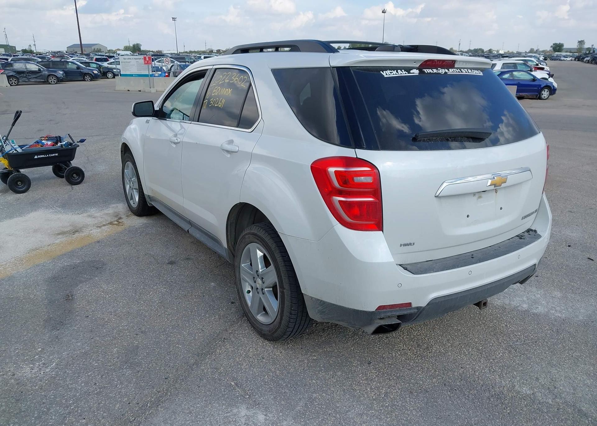 2016 CHEVROLET EQUINOX LT V6