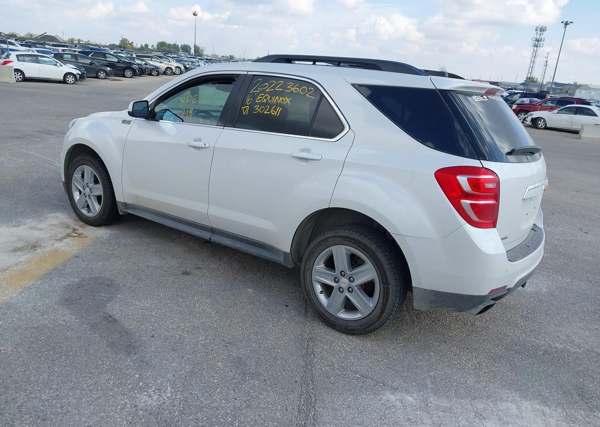 2016 CHEVROLET EQUINOX LT V6