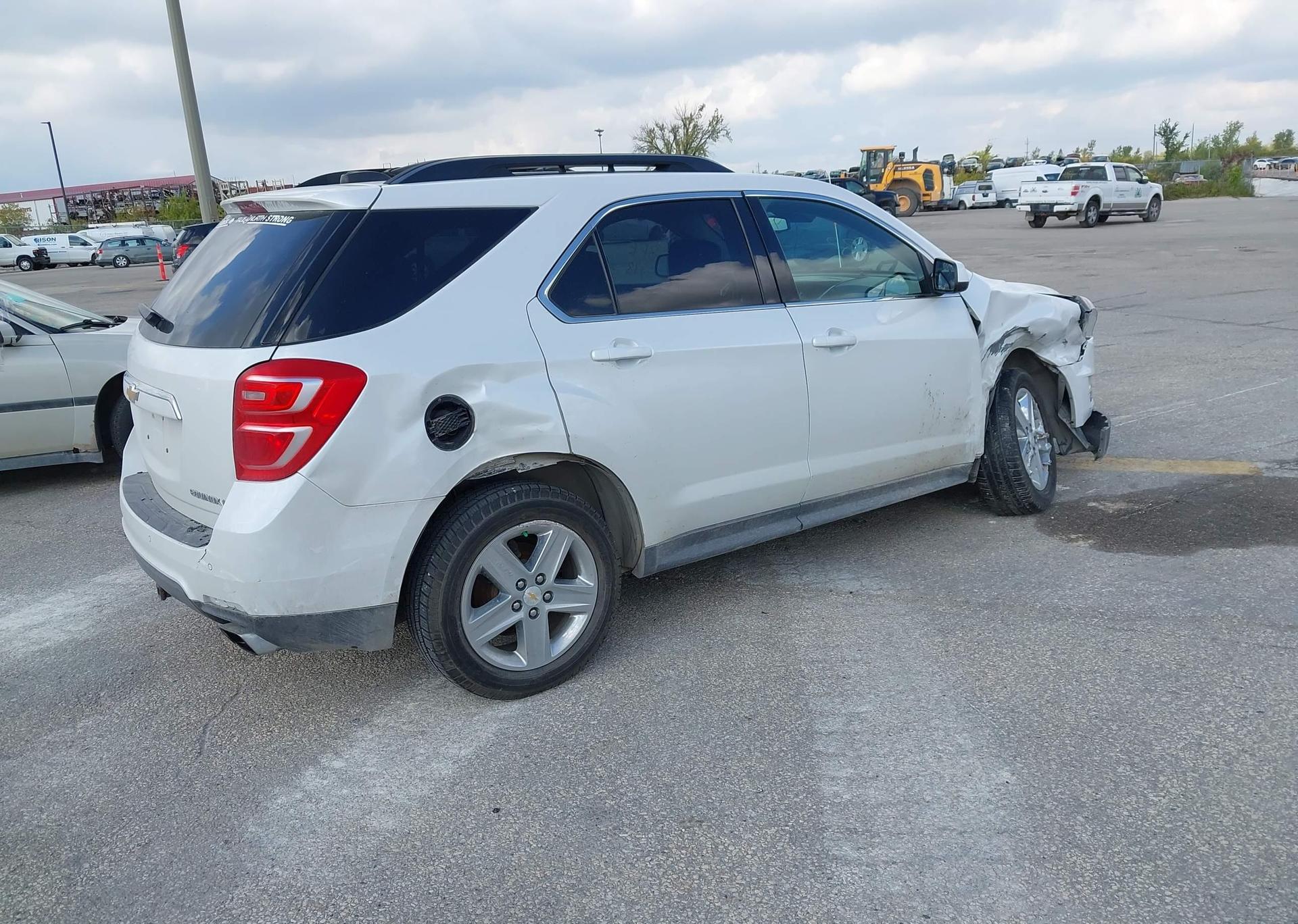 2016 CHEVROLET EQUINOX LT V6