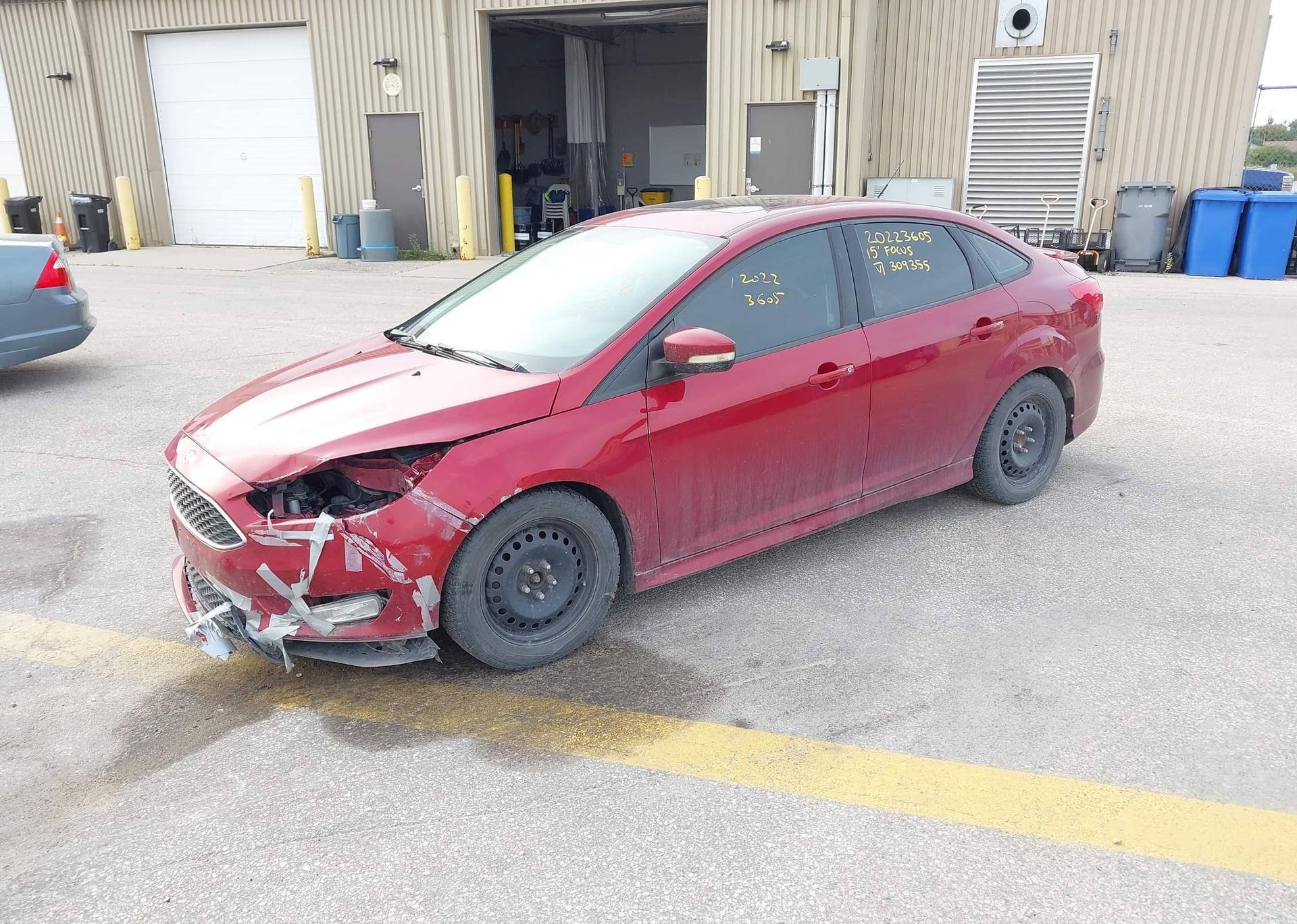 2015 FORD FOCUS SE