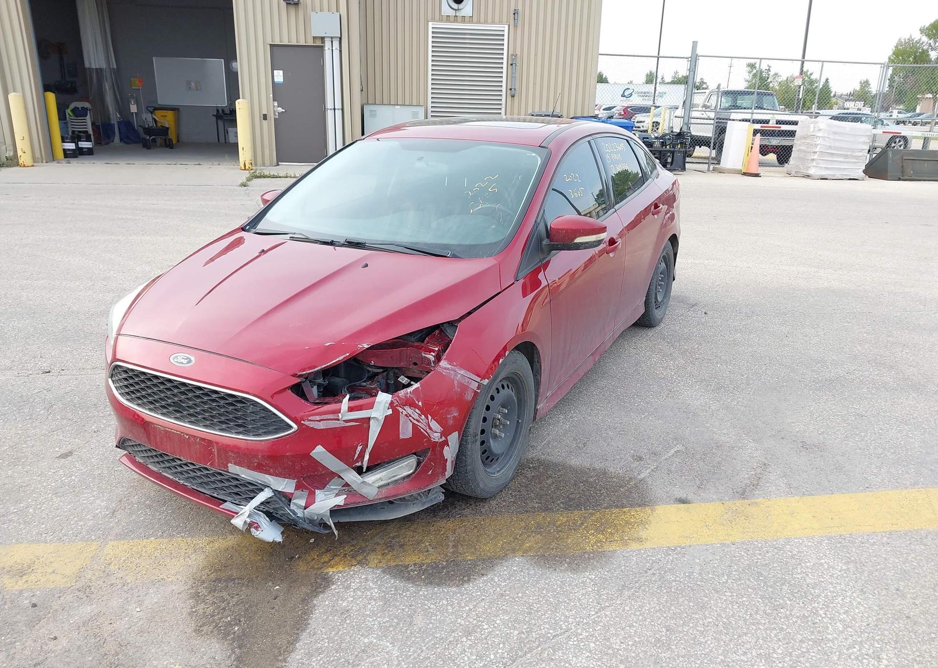2015 FORD FOCUS SE