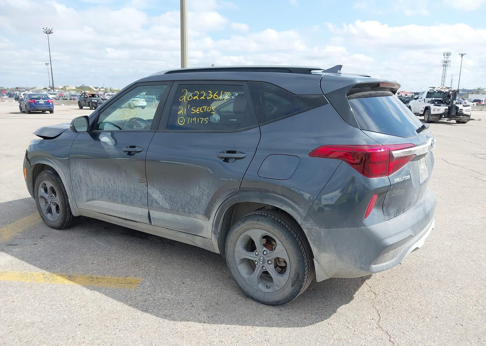 2021 KIA SELTOS LX