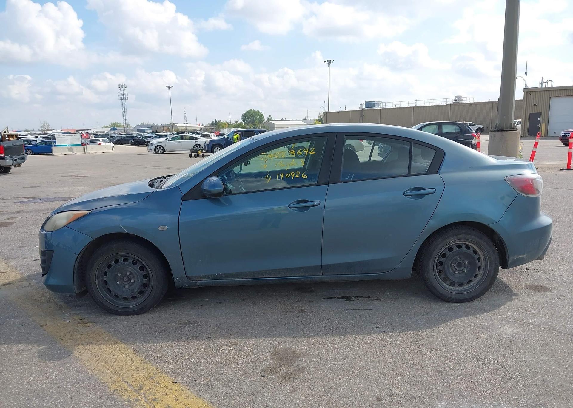2010 MAZDA MAZDA3 GS