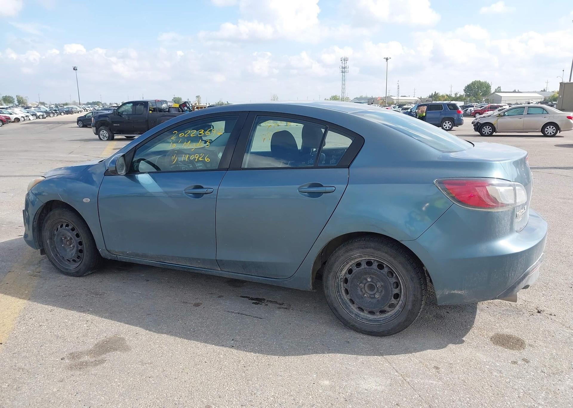 2010 MAZDA MAZDA3 GS