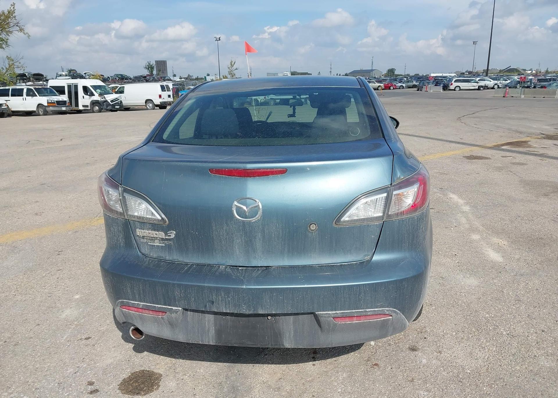 2010 MAZDA MAZDA3 GS