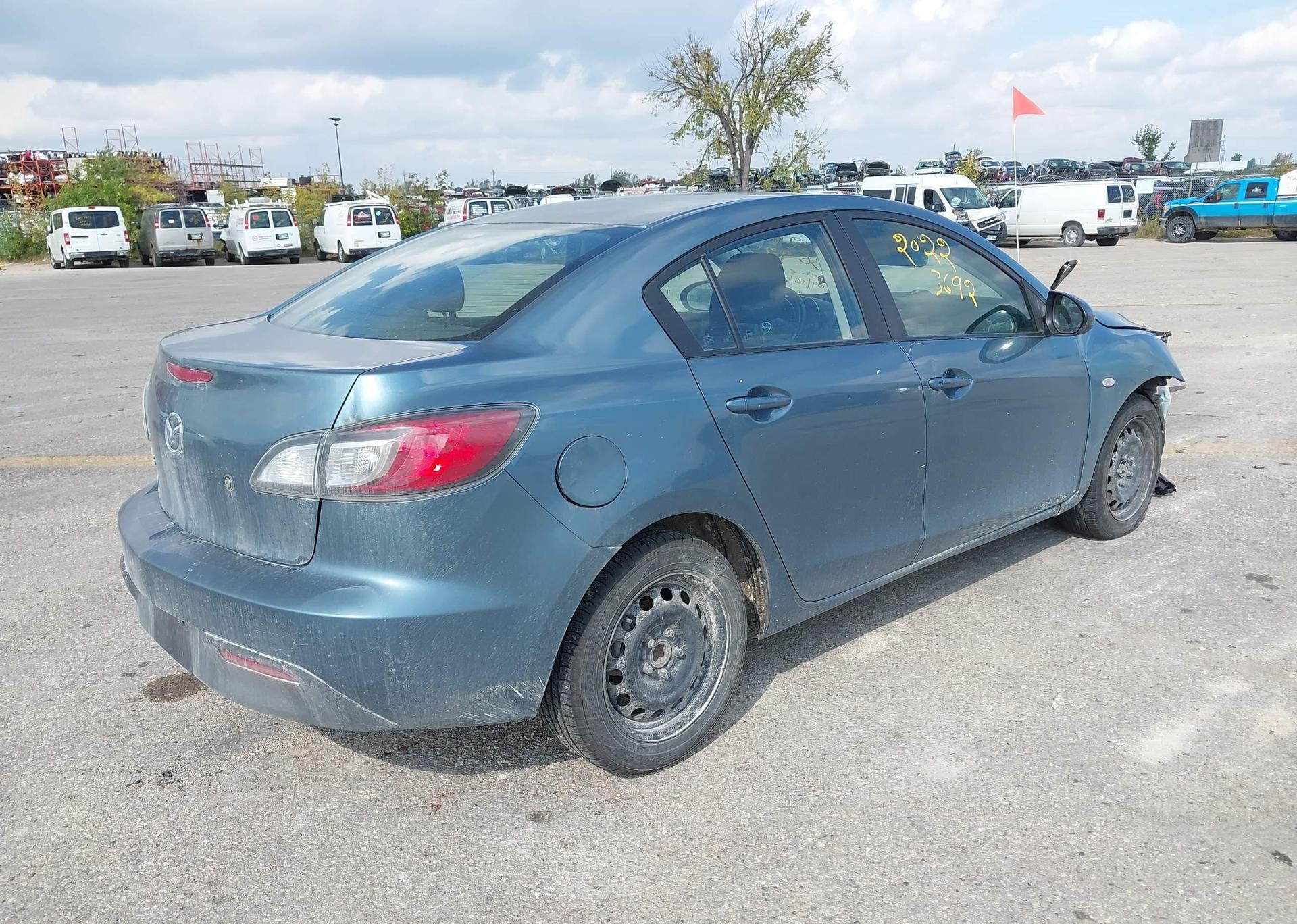 2010 MAZDA MAZDA3 GS