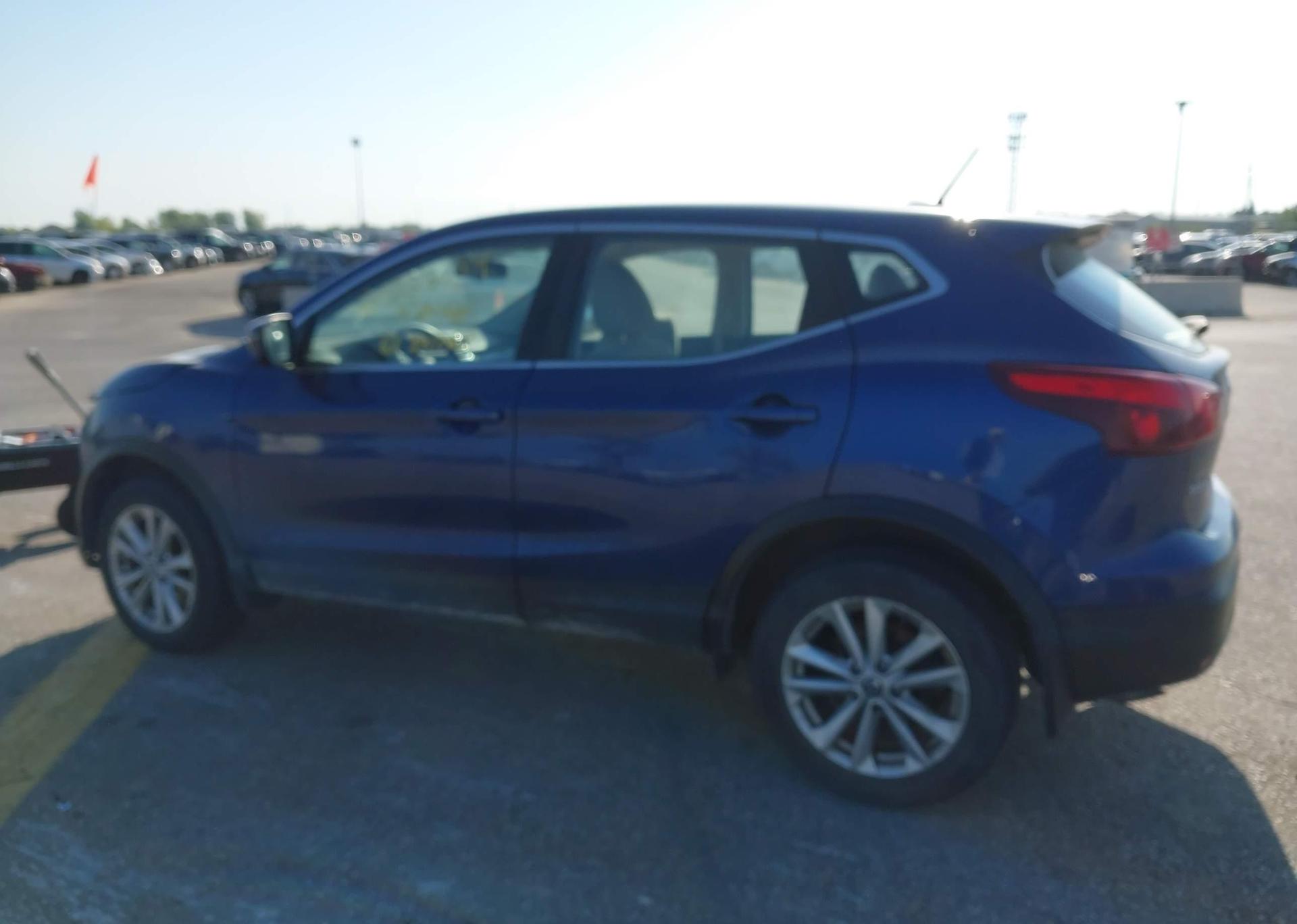 2019 NISSAN QASHQAI S