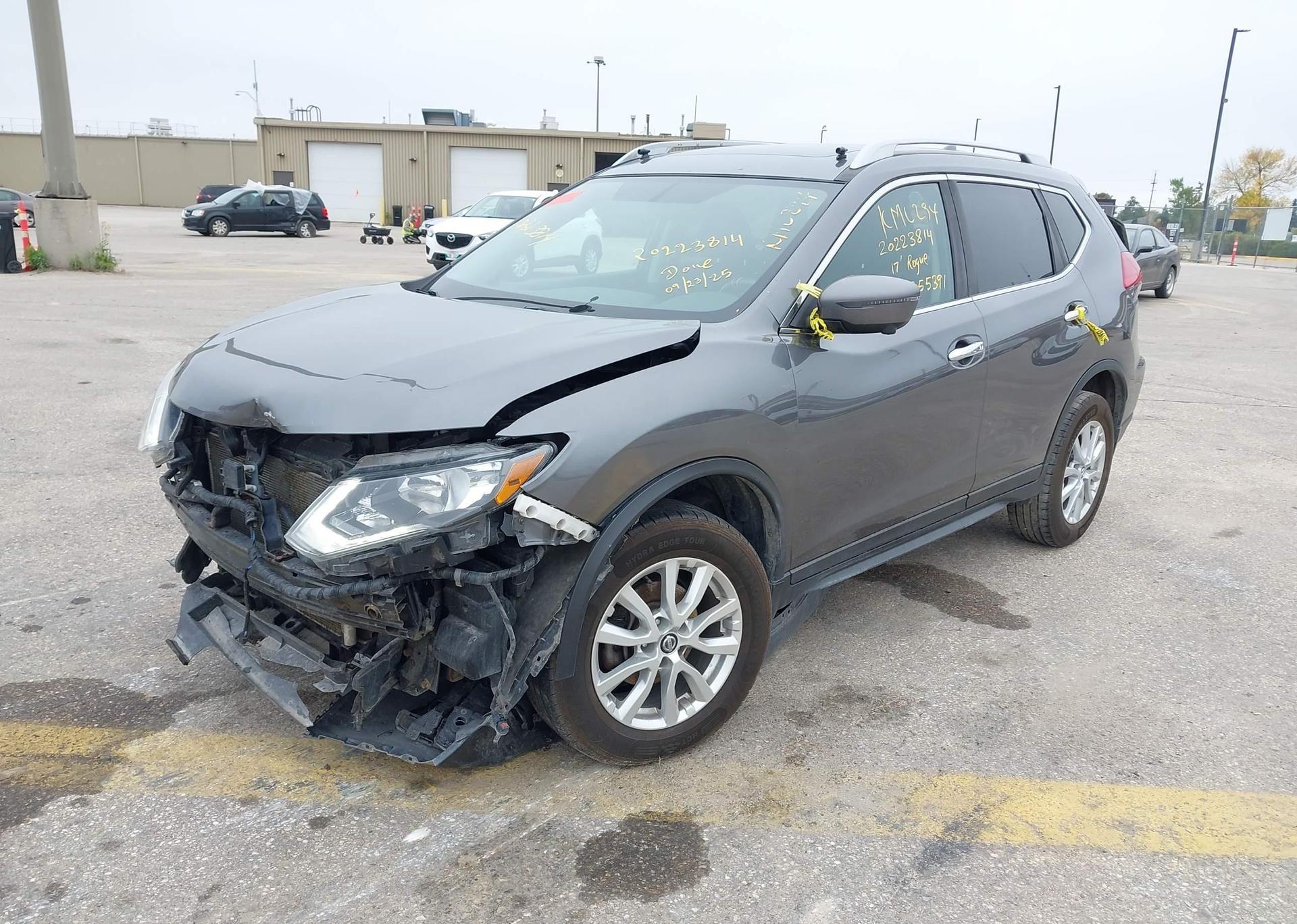 2017 NISSAN ROGUE SV