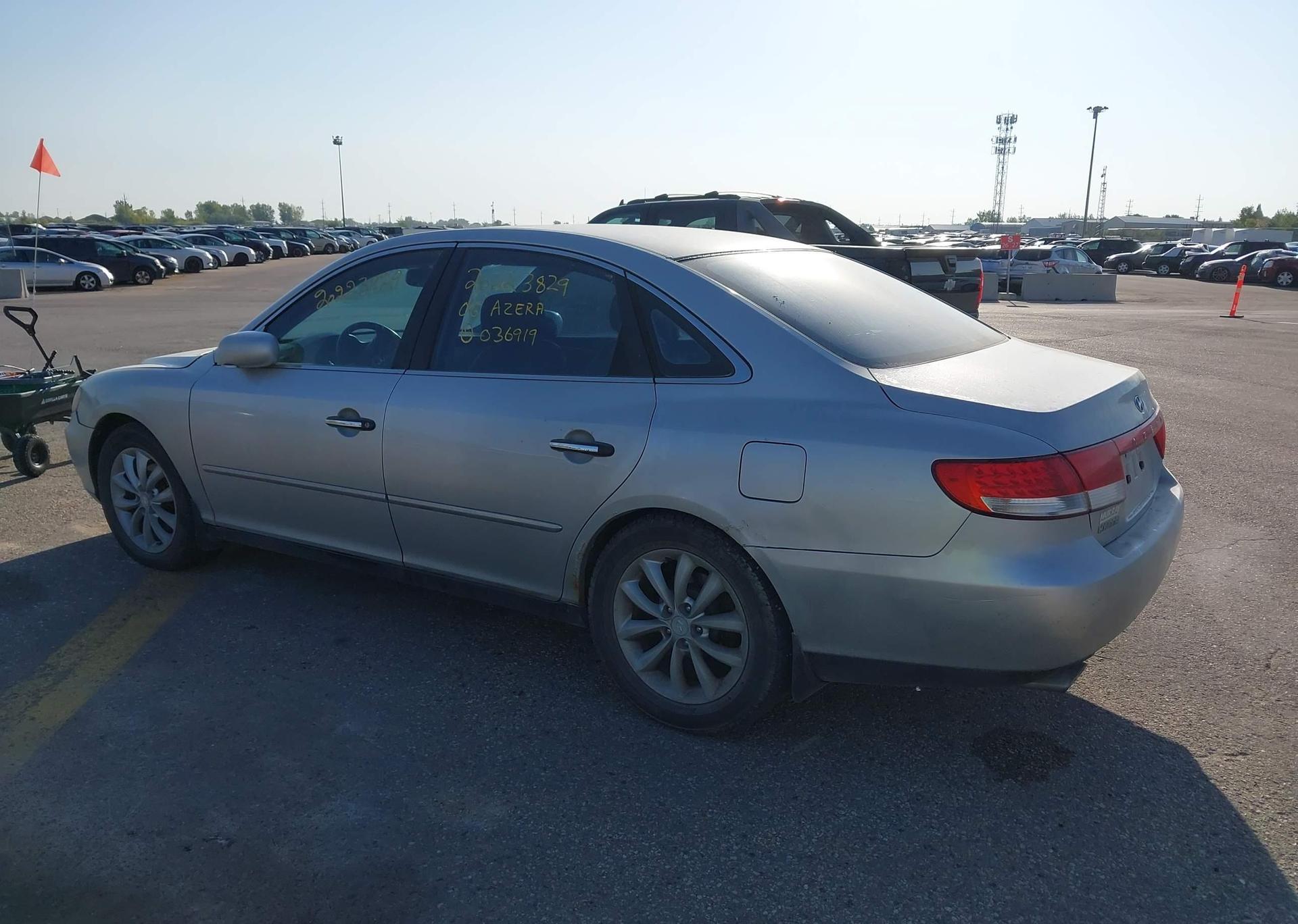 2006 HYUNDAI AZERA