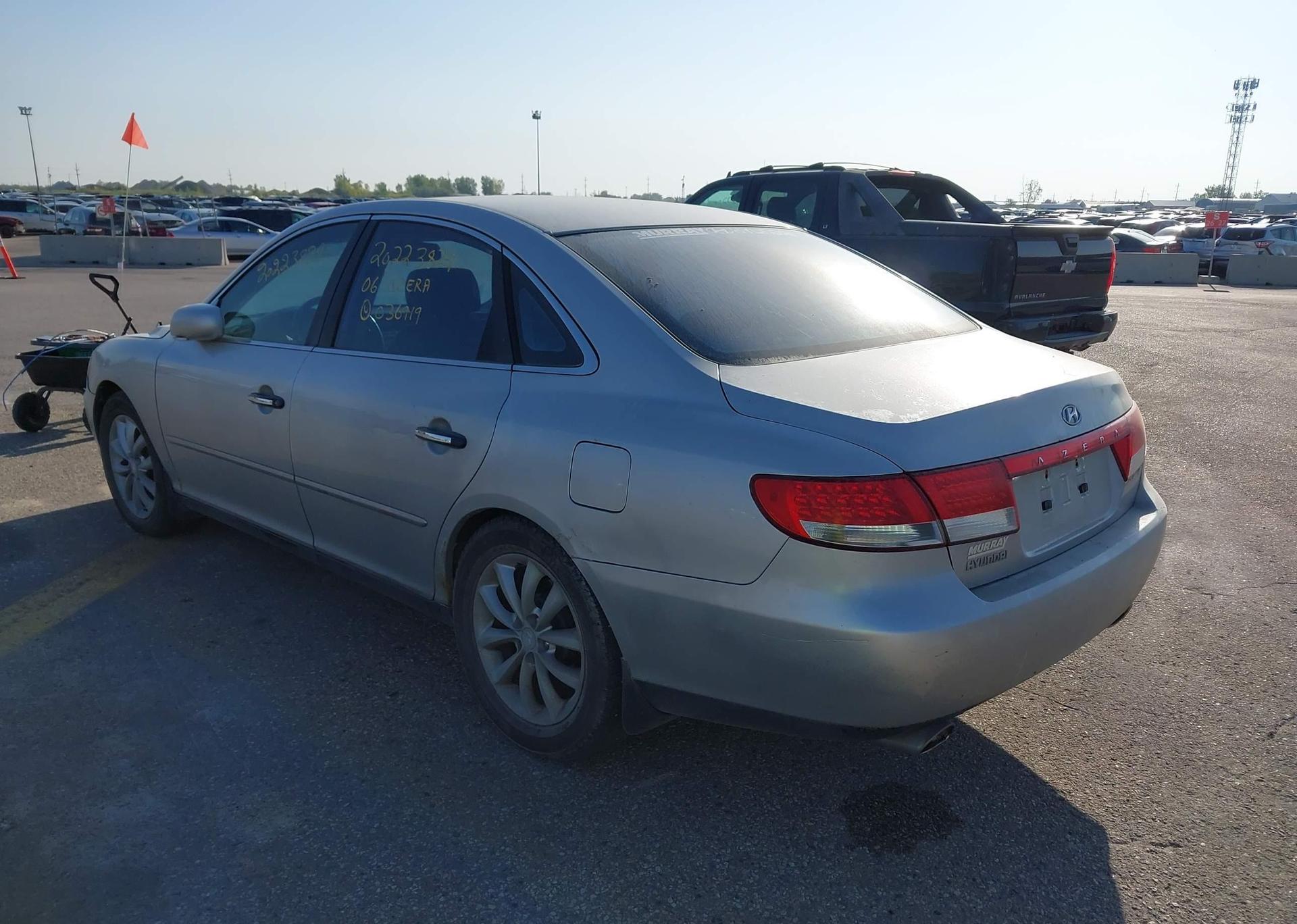 2006 HYUNDAI AZERA