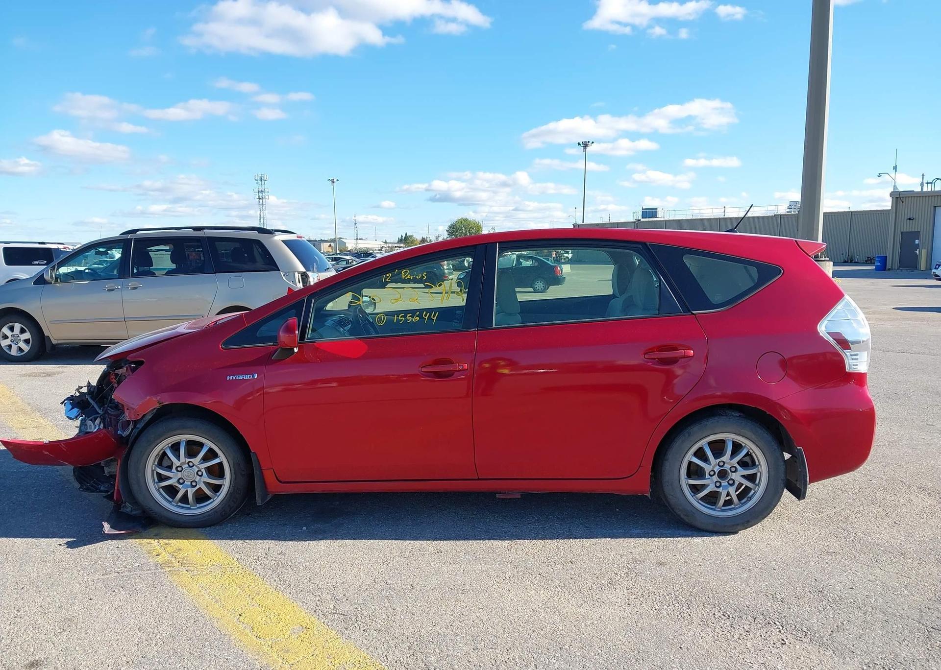 2012 TOYOTA PRIUS V