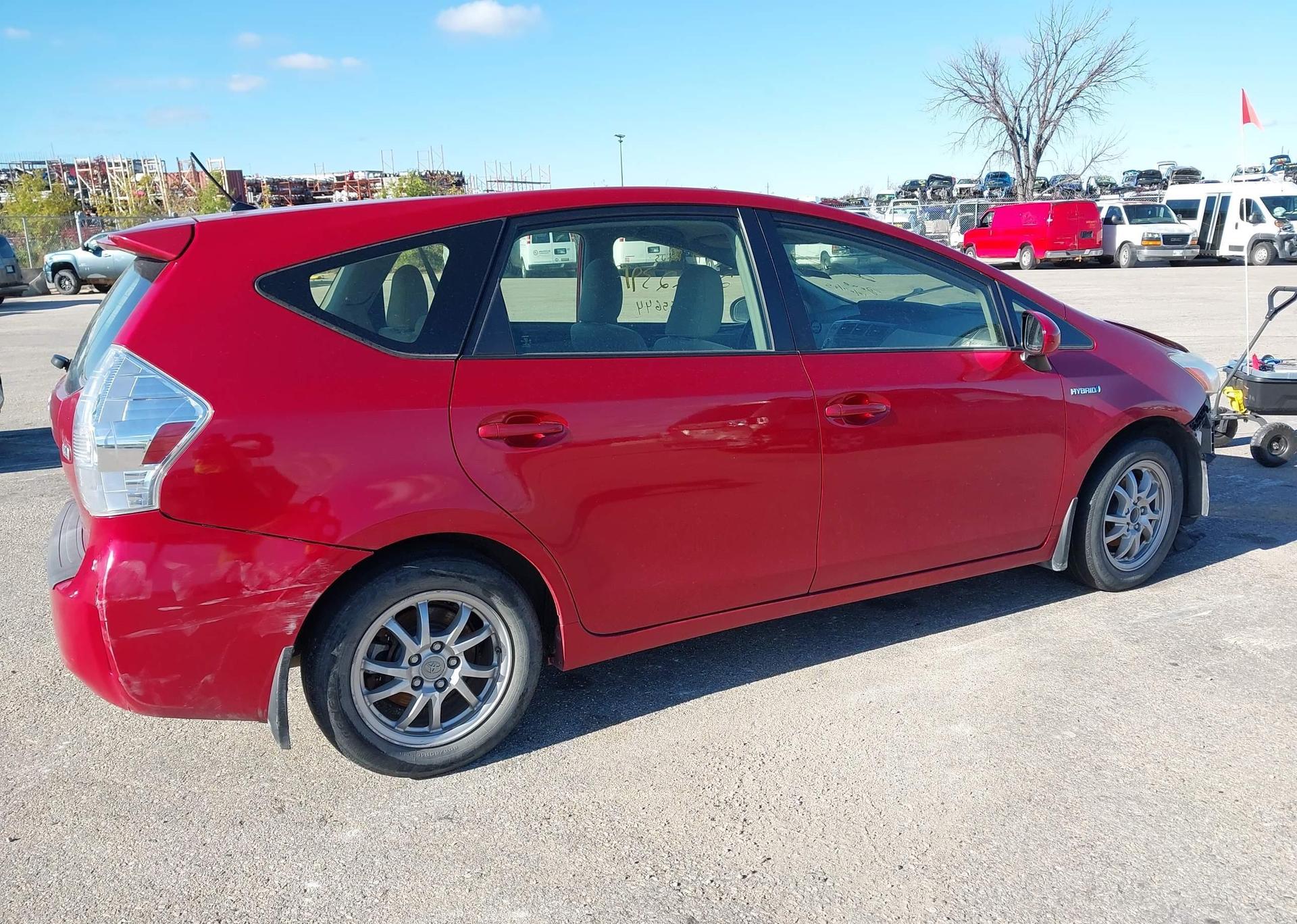 2012 TOYOTA PRIUS V
