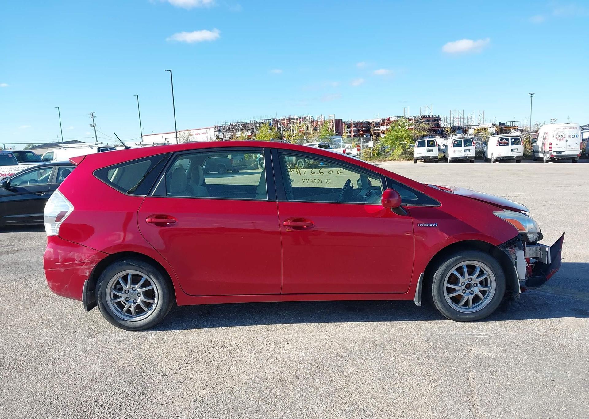 2012 TOYOTA PRIUS V