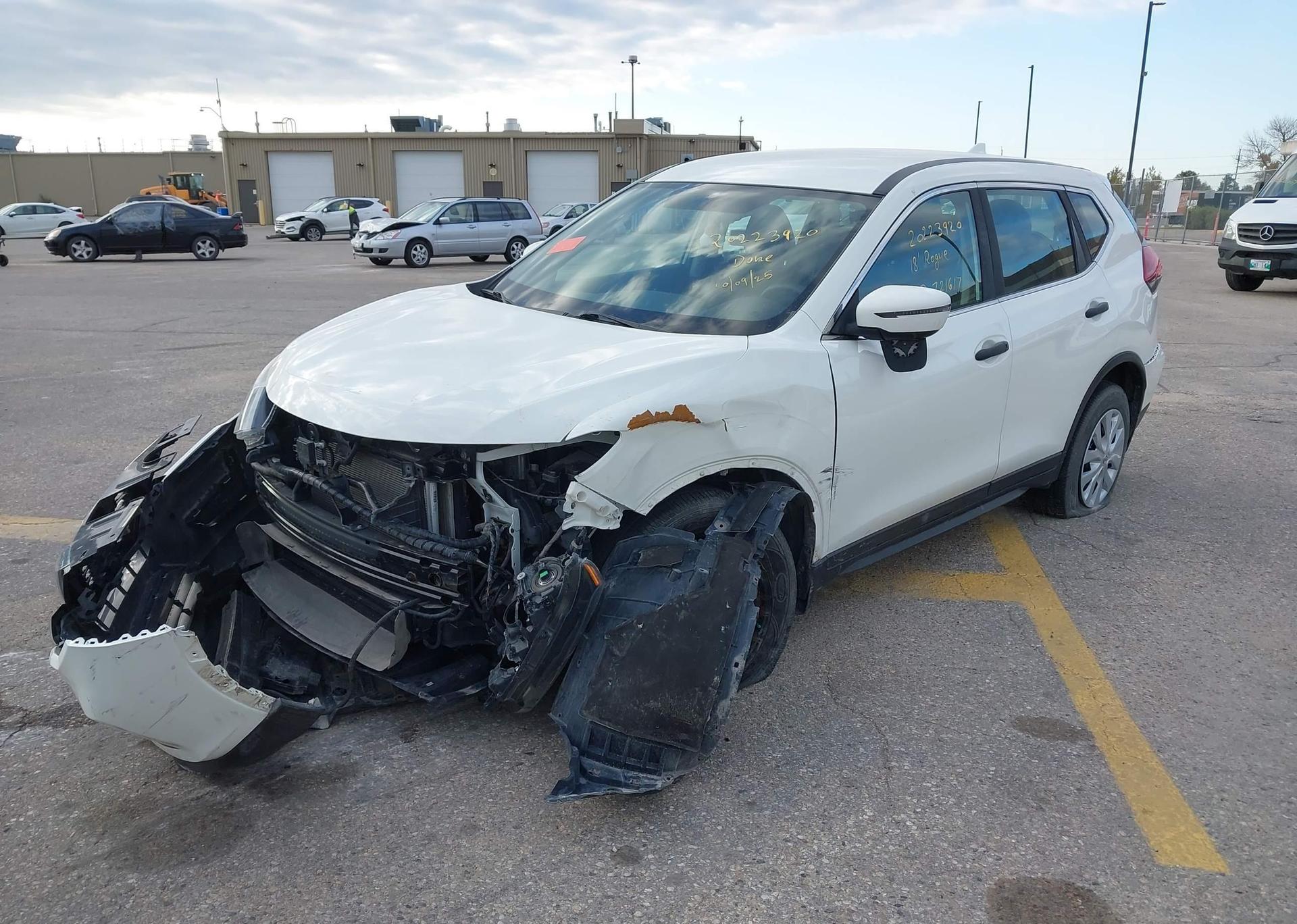 2018 NISSAN ROGUE S