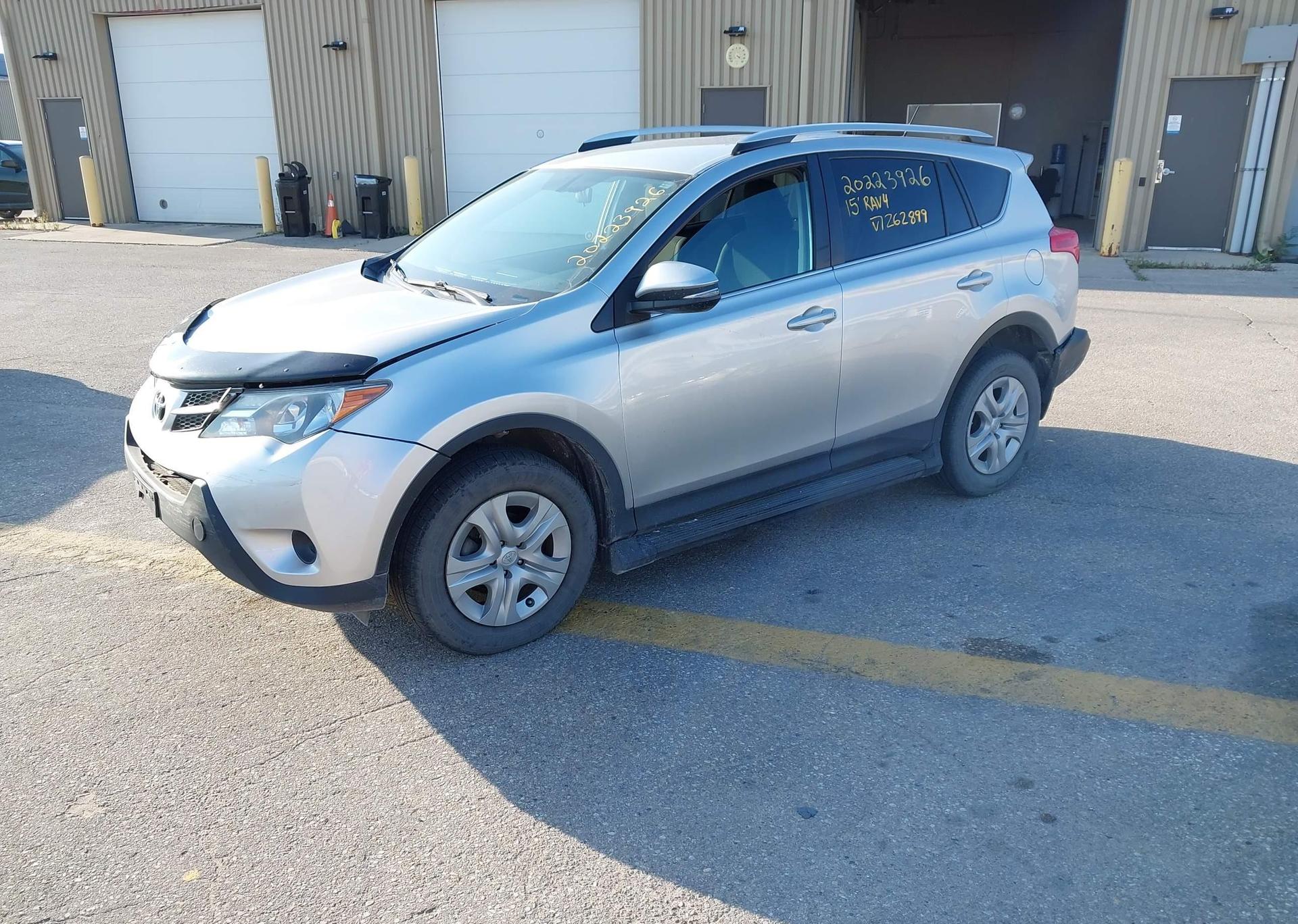 2015 TOYOTA RAV4 LE