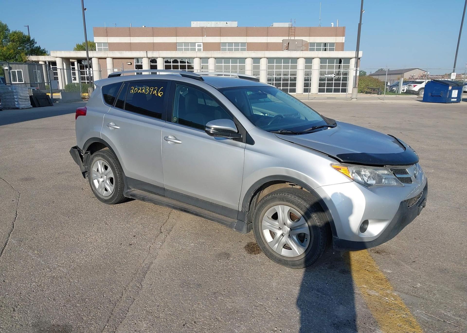 2015 TOYOTA RAV4 LE