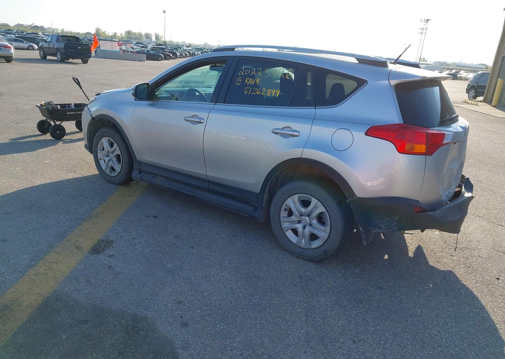 2015 TOYOTA RAV4 LE