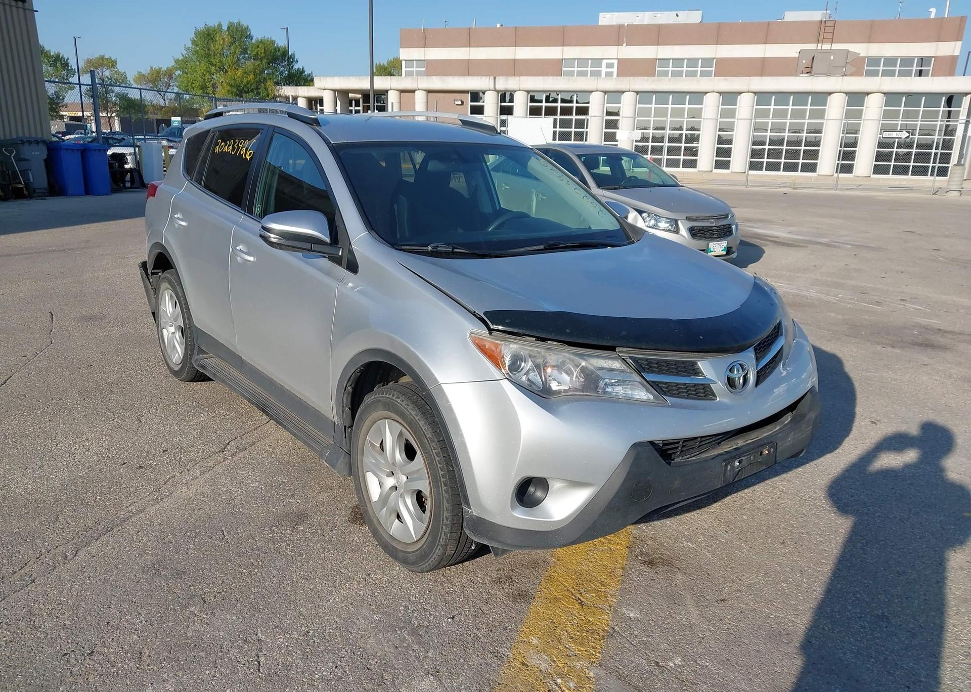2015 TOYOTA RAV4 LE