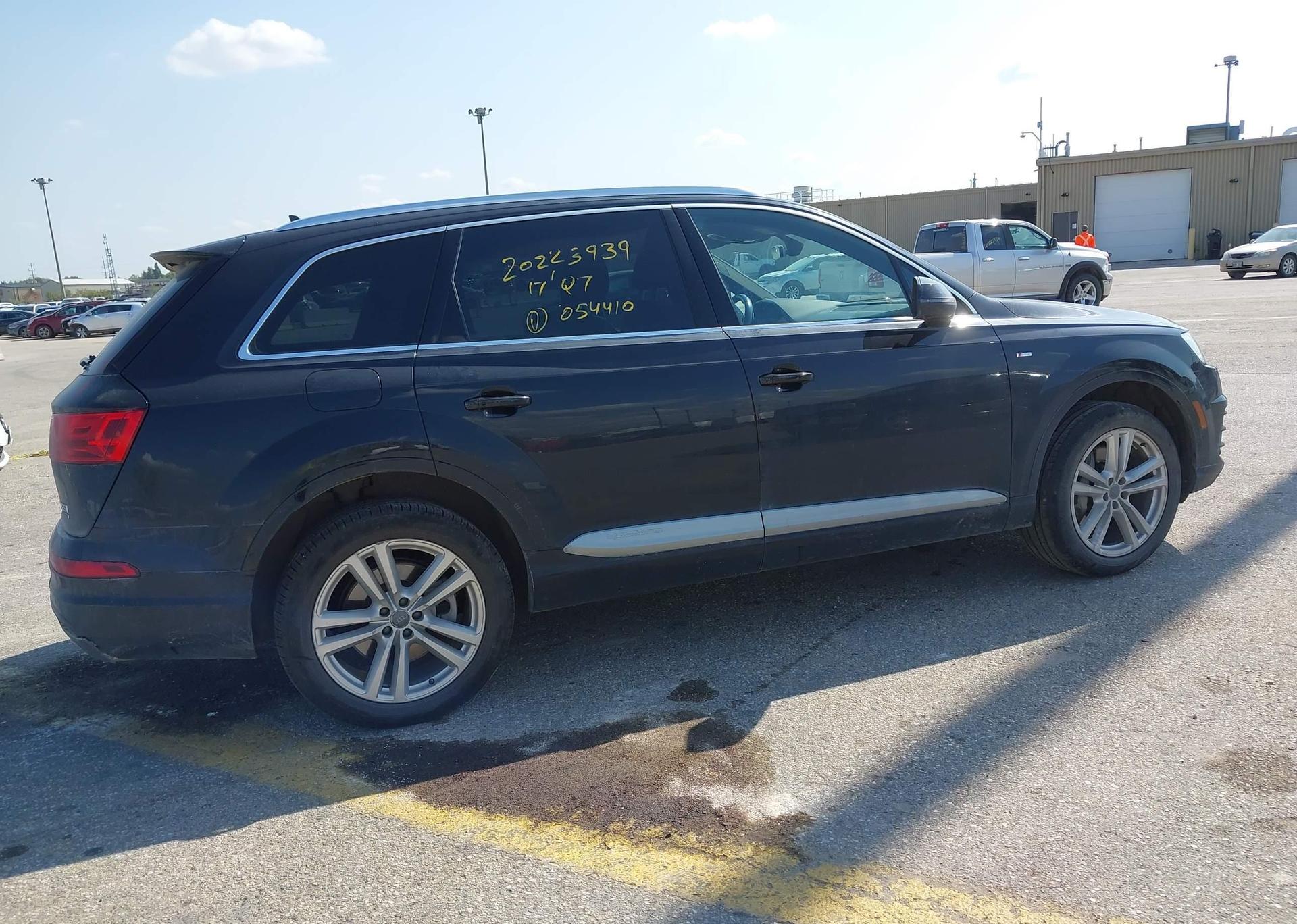2017 AUDI Q7 V6