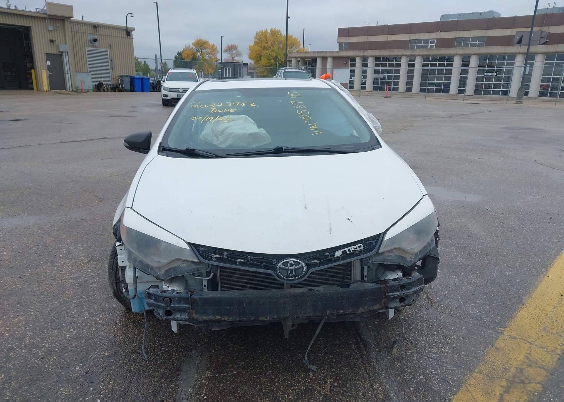 2016 TOYOTA COROLLA S